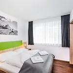 Apart Jasmin Apartment *