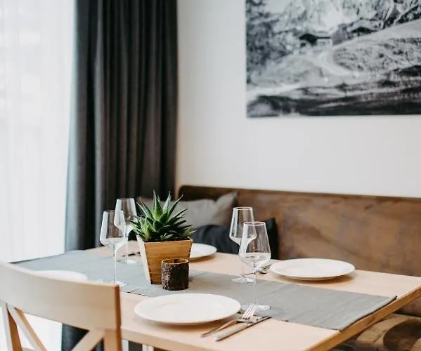 Apart Jasmin Apartment *